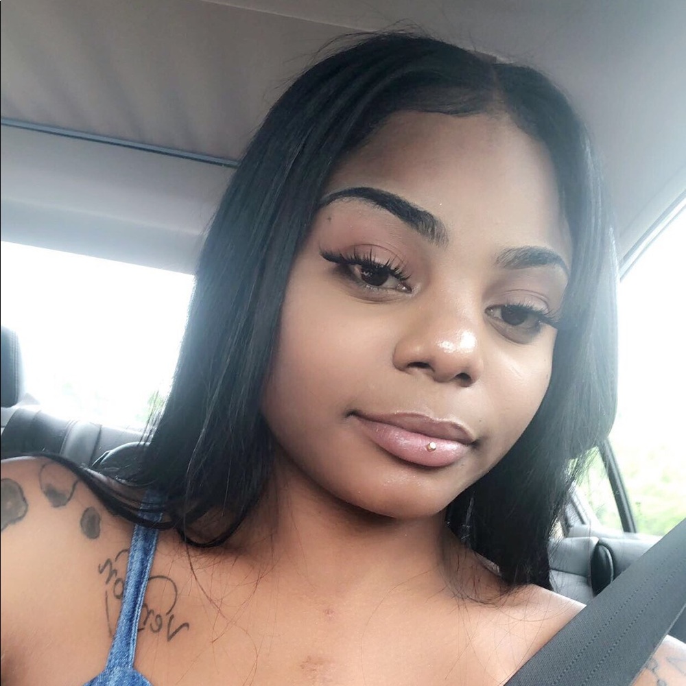 Meet your Posher, Marquisha